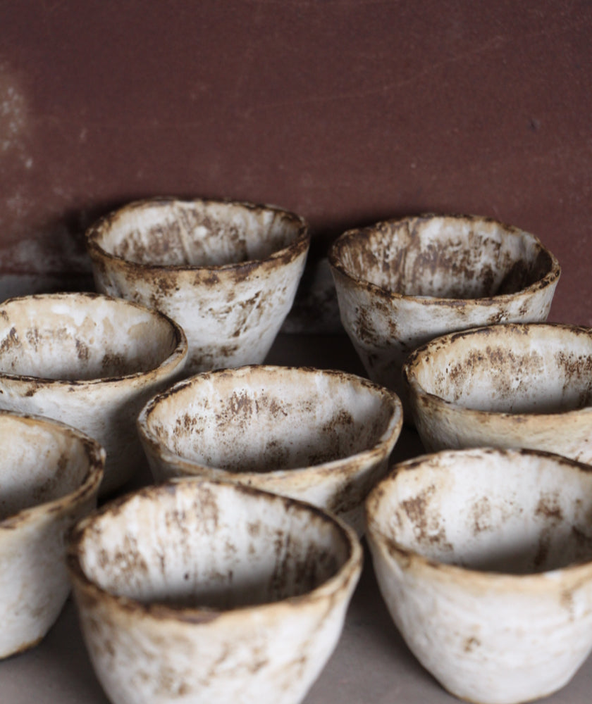 tasses à café en artisanales en grès