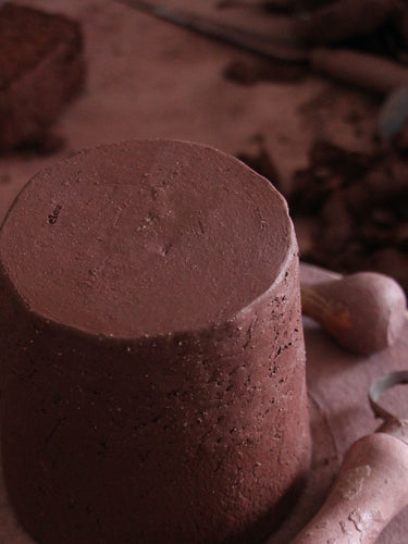 fabrication artisanale d'un mug en céramique